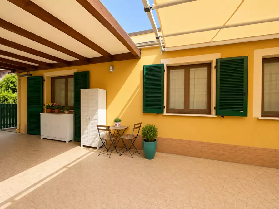 Immagine 20 di Casa indipendente in vendita  a Senigallia