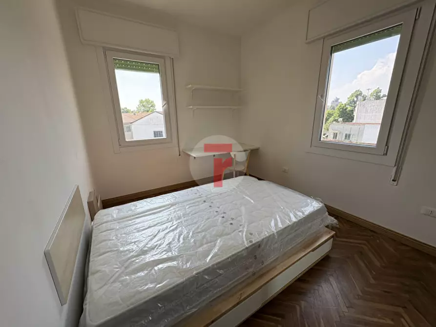 Immagine 1 di Camera in affitto  in Via Pietro Selvatico a Padova