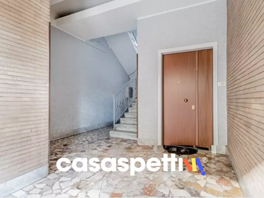 Immagine 2 di Appartamento in vendita  in Via della Rustica 246 a Roma