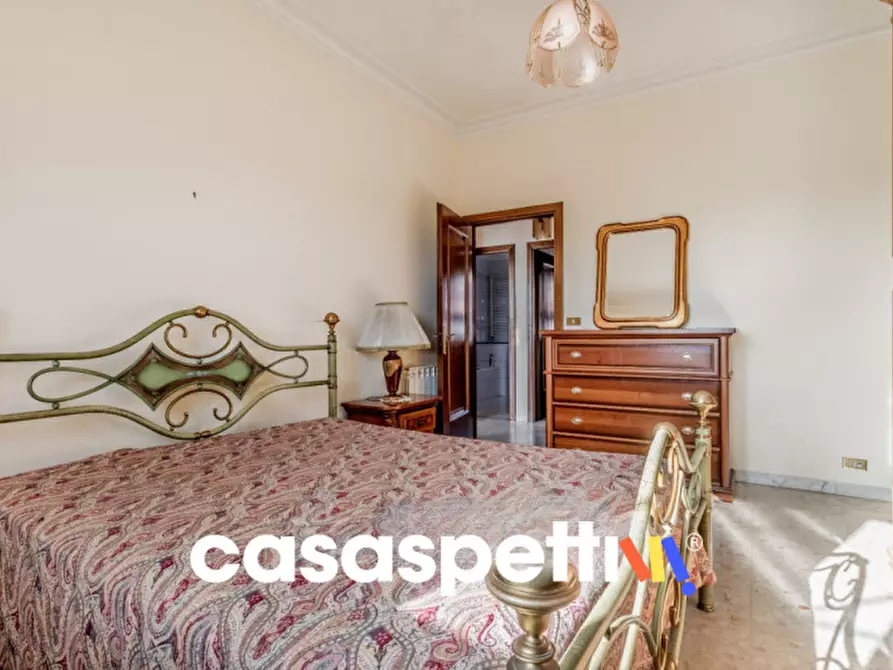 Immagine 10 di Appartamento in vendita  in Via della Rustica 246 a Roma