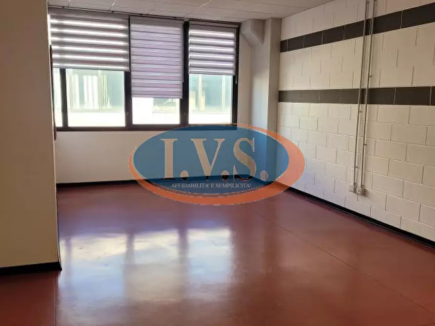 Immagine 4 di Ufficio in affitto  in Via Negrin 2 a Camisano Vicentino