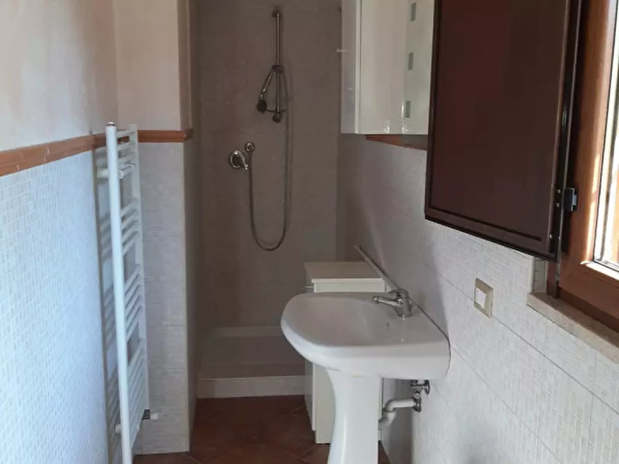 Immagine 20 di Magazzino in vendita  in Strada di Colle Novo 8 a Palombara Sabina