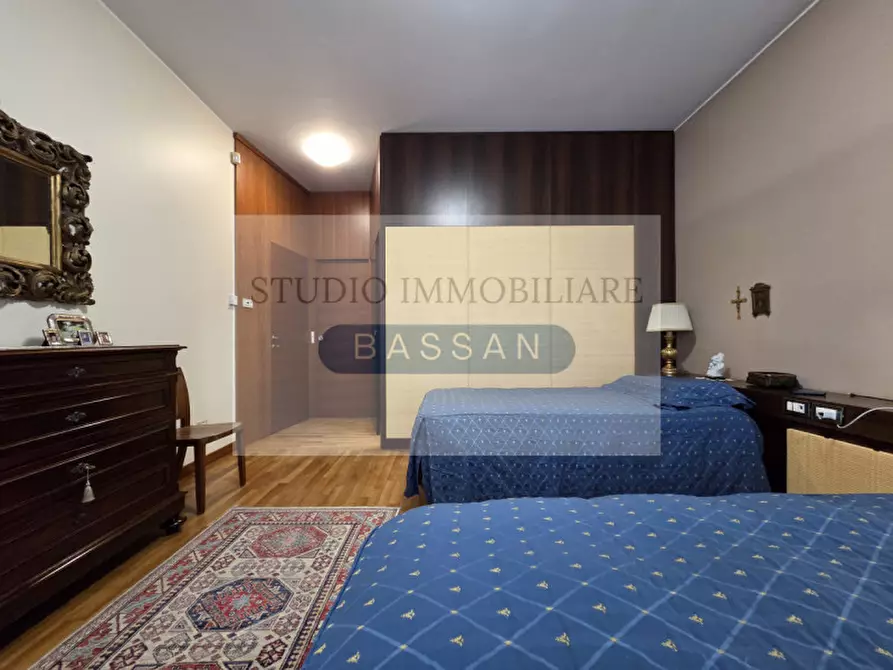 Immagine 8 di Bed & Breakfast in vendita  in via  Tevere 4 a Lonate Pozzolo
