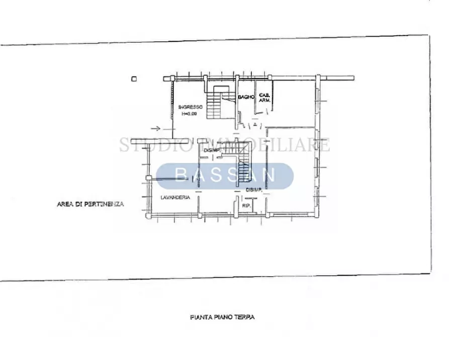 Immagine 19 di Bed & Breakfast in vendita  in via  Tevere 4 a Lonate Pozzolo