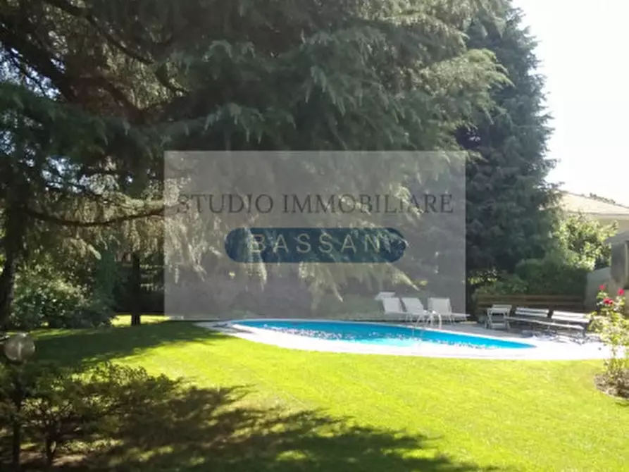 Immagine 22 di Bed & Breakfast in vendita  in via  Tevere 4 a Lonate Pozzolo