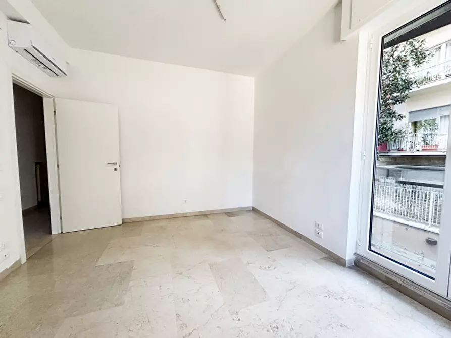 Immagine 8 di Appartamento in vendita  a Pescara