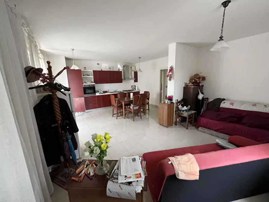 Immagine 2 di Appartamento in vendita  in Via Giosuè Carducci 3 a Dolo