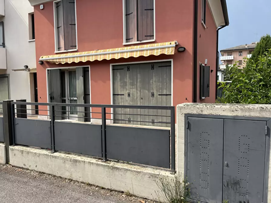 Immagine 6 di Appartamento in vendita  in Via Giosuè Carducci 3 a Dolo