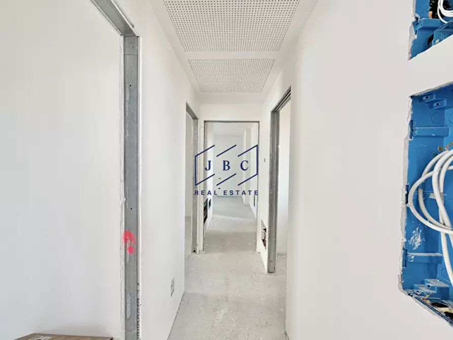 Immagine 12 di Appartamento in vendita  in VIA ZARA n. 38 a Jesolo