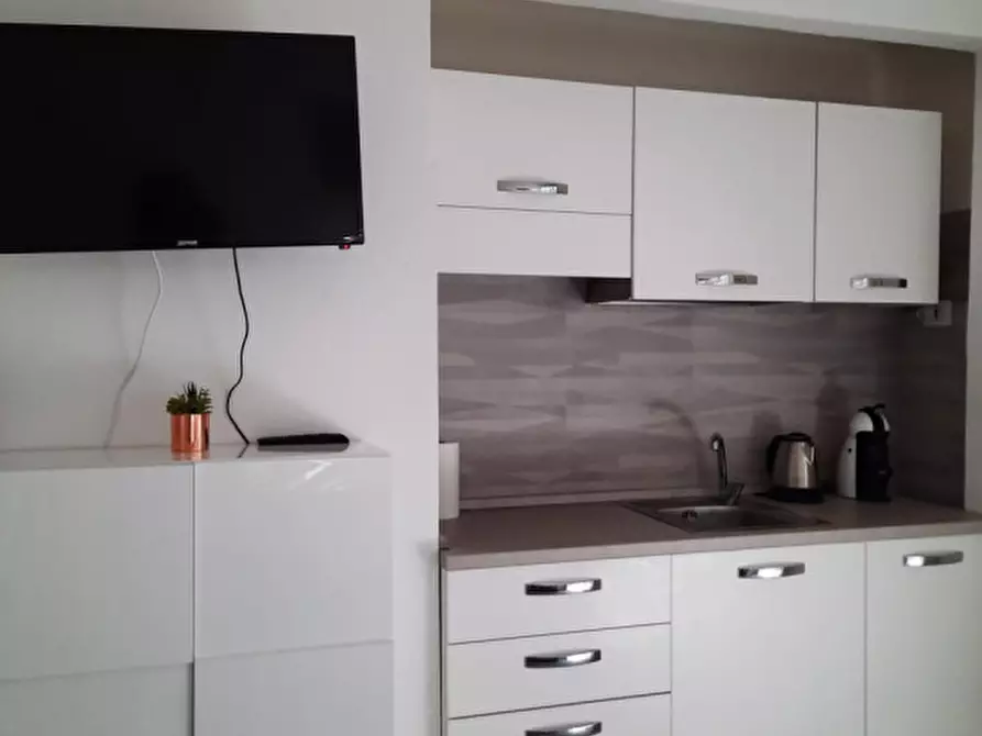 Immagine 1 di Appartamento in vendita  in Strada Settimo 11 a Torino