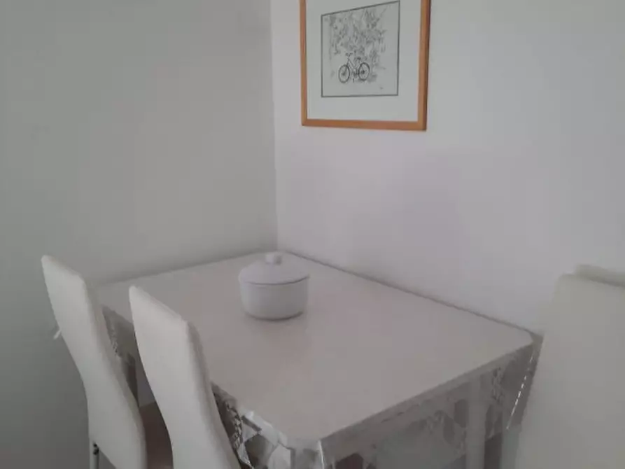 Immagine 4 di Appartamento in vendita  in Strada Settimo 11 a Torino