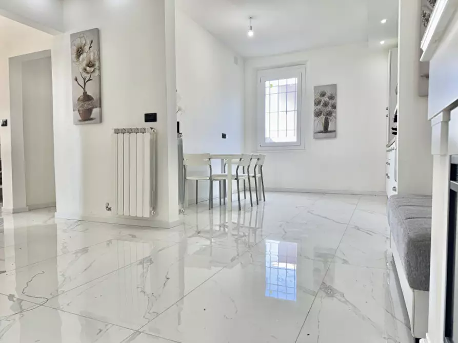 Immagine 7 di Casa bifamiliare in vendita  in strada Cinta Rigosa n. 1 a Roccabianca