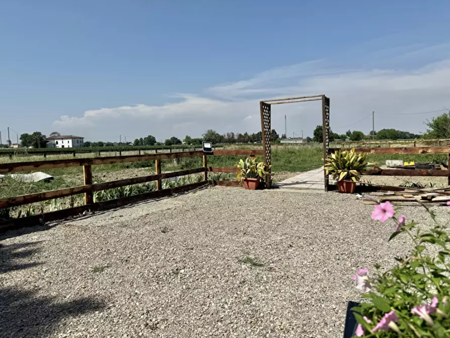 Immagine 33 di Casa bifamiliare in vendita  in strada Cinta Rigosa n. 1 a Roccabianca