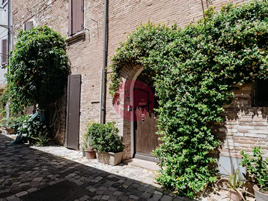 Immagine 1 di Appartamento in vendita  a Santarcangelo Di Romagna