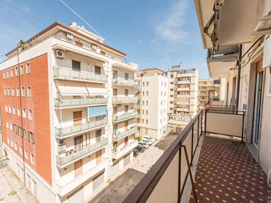 Immagine 14 di Appartamento in vendita  in Via Scipione l'Africano a Pescara