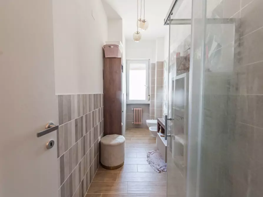 Immagine 30 di Appartamento in vendita  in Via Scipione l'Africano a Pescara