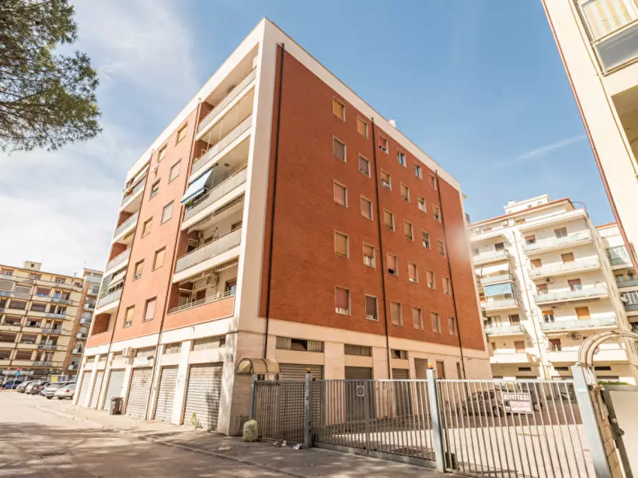 Immagine 41 di Appartamento in vendita  in Via Scipione l'Africano a Pescara