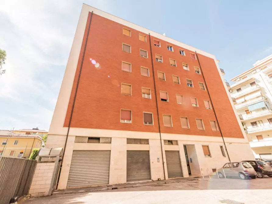 Immagine 42 di Appartamento in vendita  in Via Scipione l'Africano a Pescara