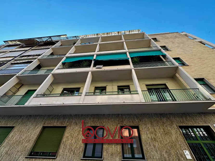 Immagine 33 di Appartamento in vendita  in Via Monte Rosa 105 a Torino