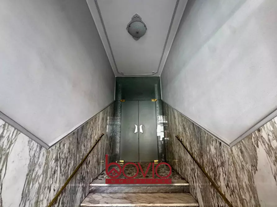 Immagine 36 di Appartamento in vendita  in Via Monte Rosa 105 a Torino
