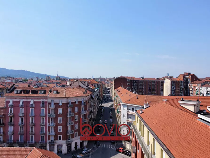 Immagine 39 di Appartamento in vendita  in Via Monte Rosa 105 a Torino