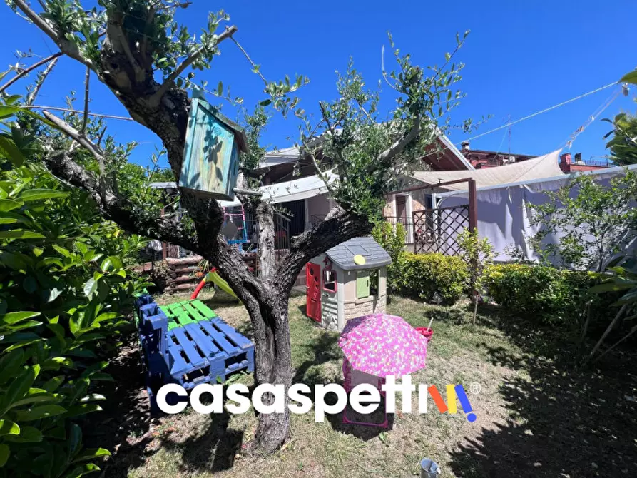 Immagine 18 di Villa in vendita  in Via Venezia Tridentina a Fonte Nuova