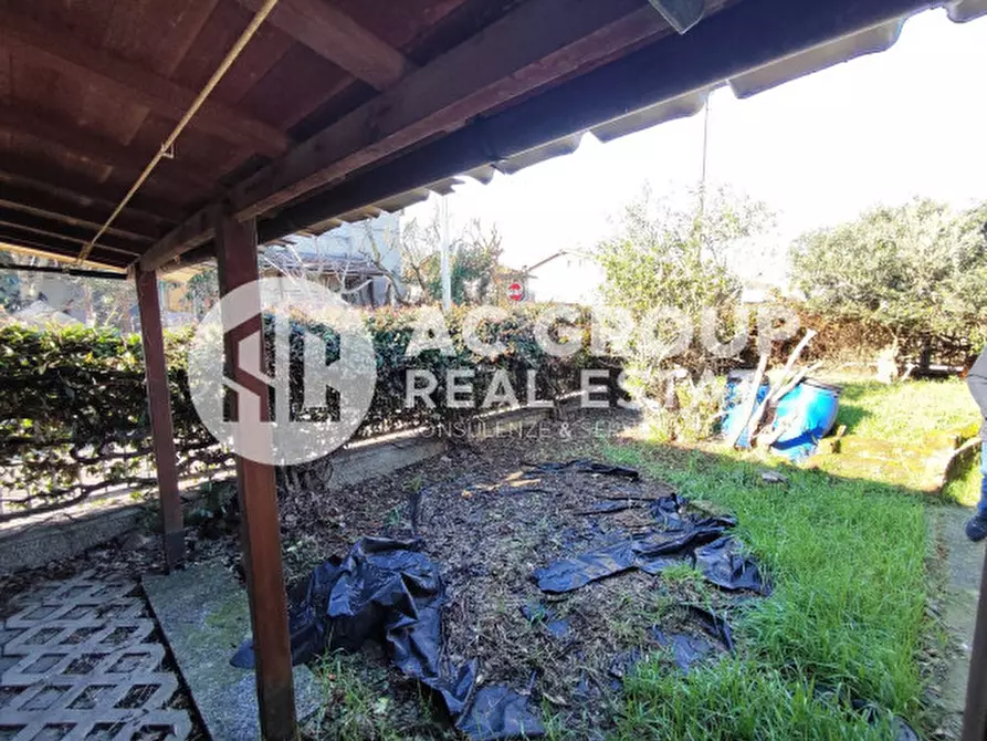 Immagine 6 di Casa bifamiliare in vendita  in Via Lazio a Lentate Sul Seveso
