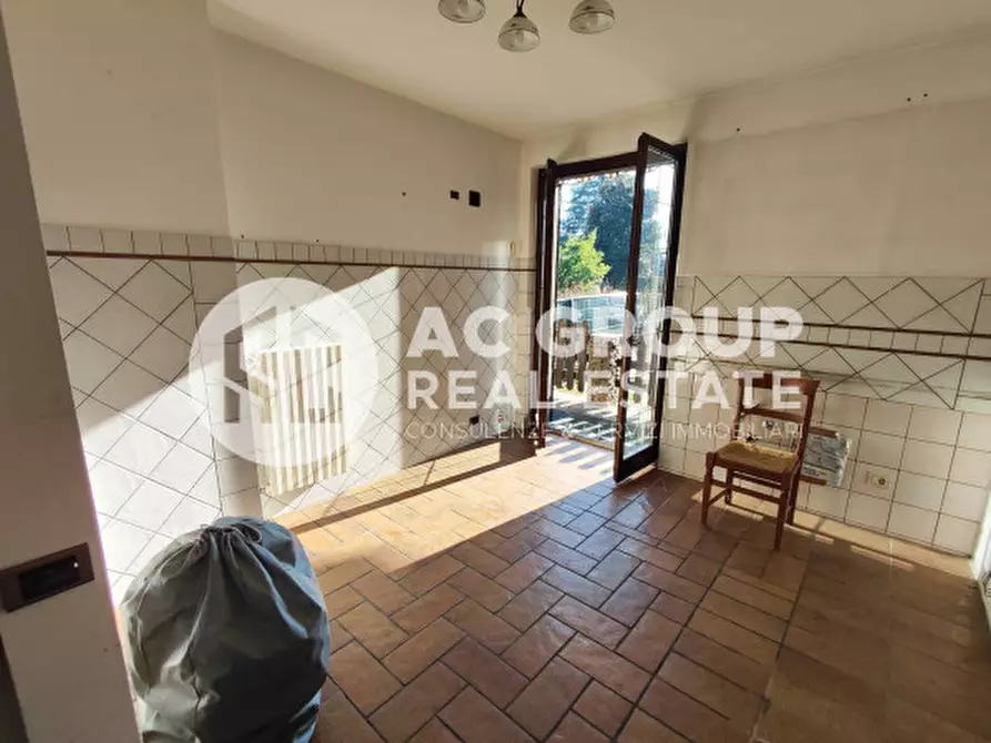 Immagine 10 di Casa bifamiliare in vendita  in Via Lazio a Lentate Sul Seveso