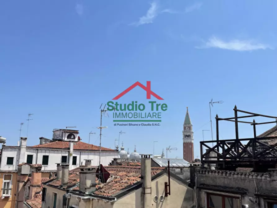 Immagine 1 di Palazzo in vendita  in Venezia, Sestriere San Marco a Venezia