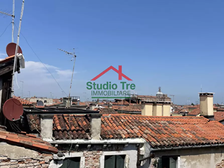 Immagine 2 di Palazzo in vendita  in Venezia, Sestriere San Marco a Venezia
