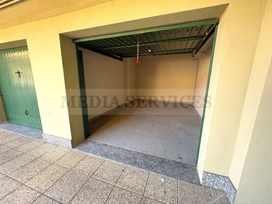 Immagine 2 di Garage in affitto  in corso Camillo Benso di Cavour n° 82 a Garlasco