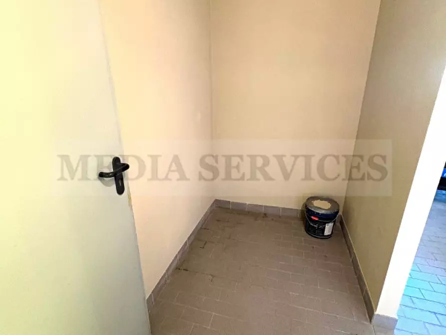 Immagine 5 di Garage in affitto  in corso Camillo Benso di Cavour n° 82 a Garlasco