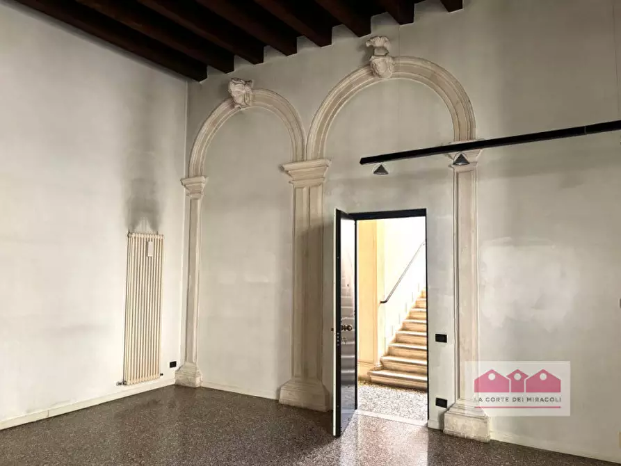 Immagine 6 di Ufficio in vendita  in Contra' Santi Apostoli a Vicenza