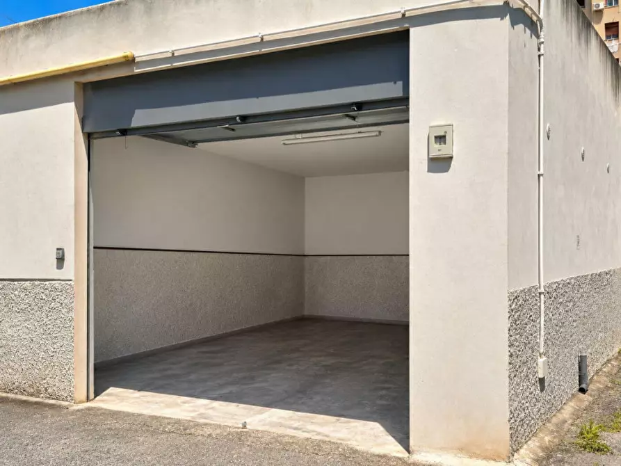Immagine 5 di Appartamento in vendita  in Via Calcante a Palermo
