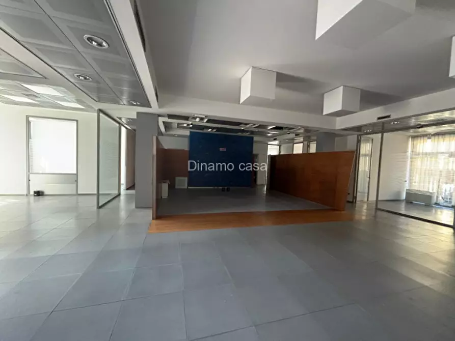 Immagine 6 di Attività commerciale in affitto  in Via Firenze a Prato