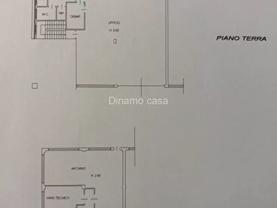Immagine 18 di Attività commerciale in affitto  in Via Firenze a Prato