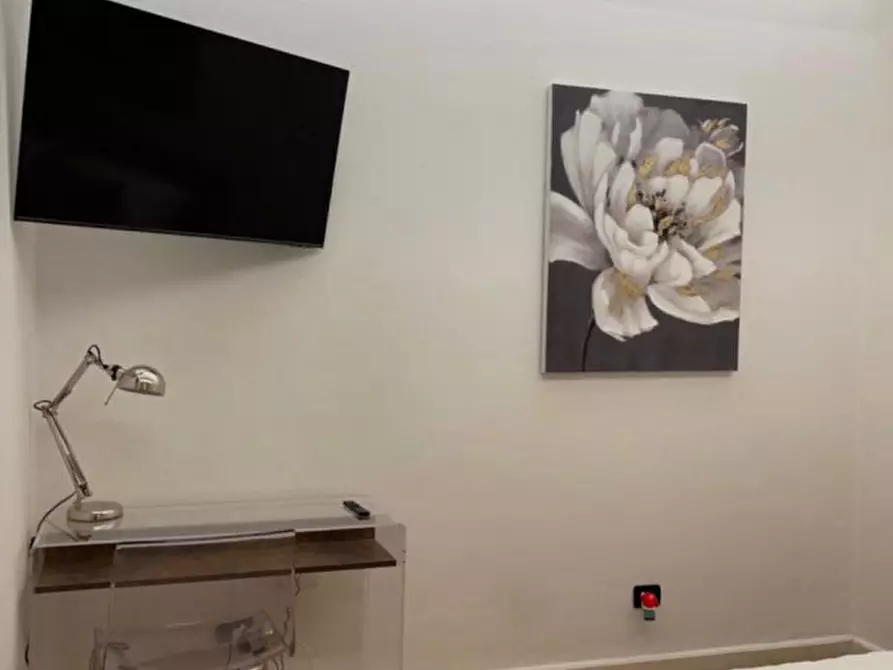 Immagine 10 di Appartamento in affitto  in PIAZZA DI SANTO SPIRITO a Firenze