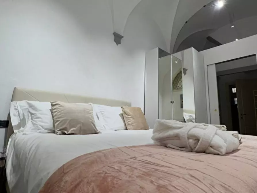 Immagine 13 di Appartamento in affitto  in PIAZZA DI SANTO SPIRITO a Firenze