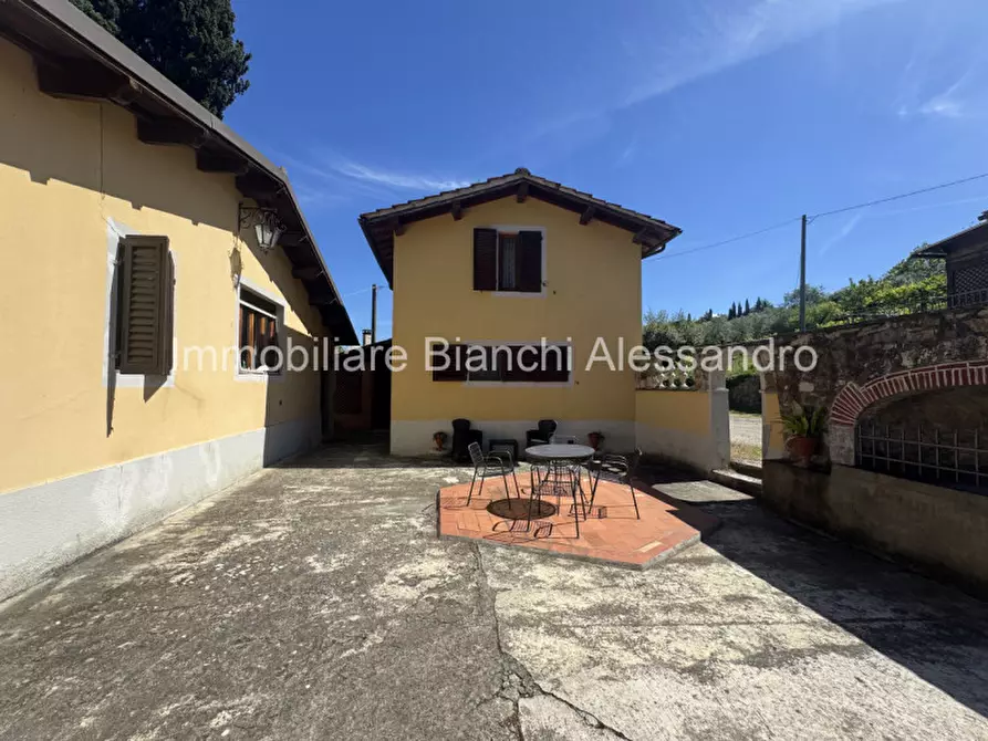 Immagine 7 di Villa in vendita  in Via di Capornia 1 a Firenze