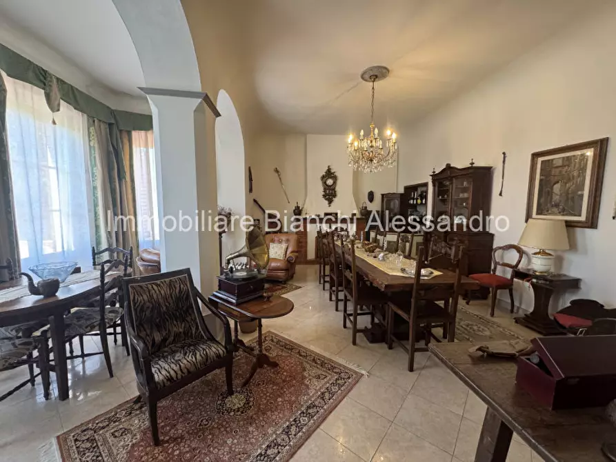 Immagine 21 di Villa in vendita  in Via di Capornia 1 a Firenze