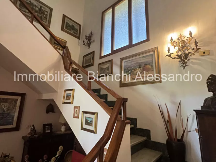 Immagine 26 di Villa in vendita  in Via di Capornia 1 a Firenze