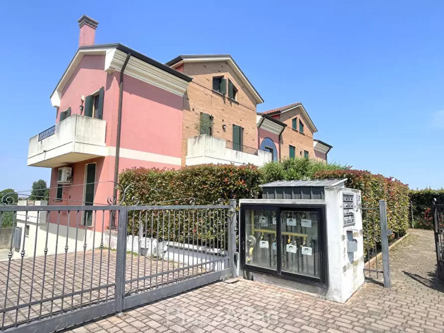 Immagine 20 di Appartamento in vendita  in Via Roma a Candiana