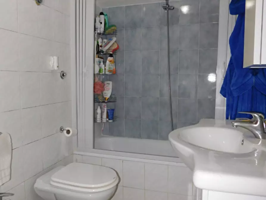 Immagine 11 di Villa in vendita  in Via Garigliano Vicinale a Monterotondo