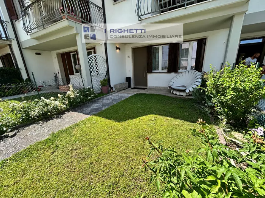 Immagine 2 di Villetta a schiera in vendita  in Via Luigi Galvani a Verona