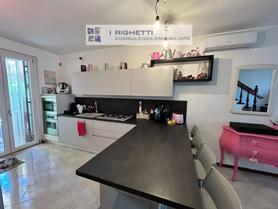 Immagine 4 di Villetta a schiera in vendita  in Via Luigi Galvani a Verona