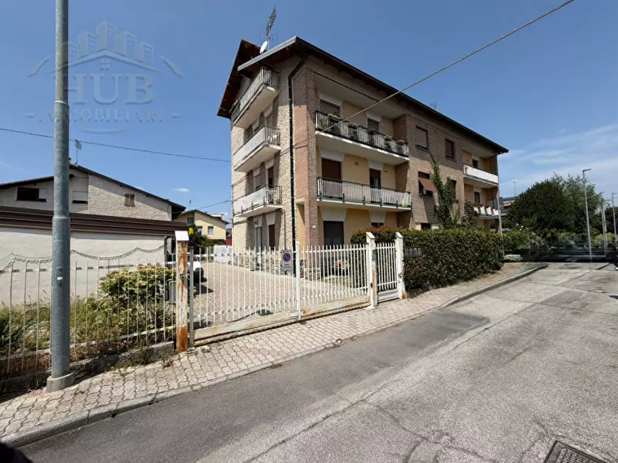 Immagine 2 di Appartamento in vendita  in Via Edelweiss a Borgo San Dalmazzo