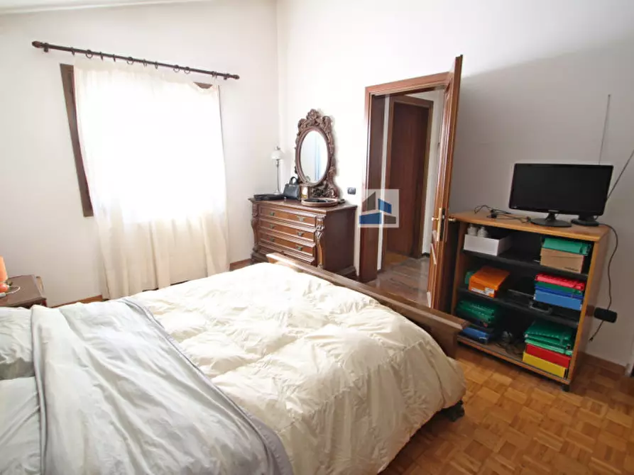 Immagine 8 di Casa bifamiliare in vendita  in Via Lusore a Mirano