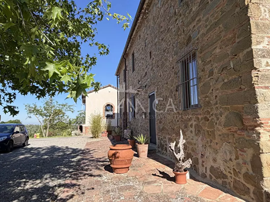 Immagine 3 di Rustico / casale in vendita  a Vinci
