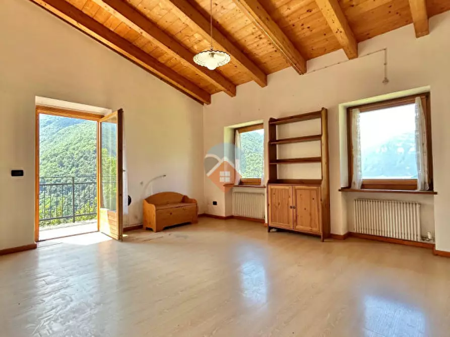 Immagine 5 di Casa indipendente in vendita  a Ala
