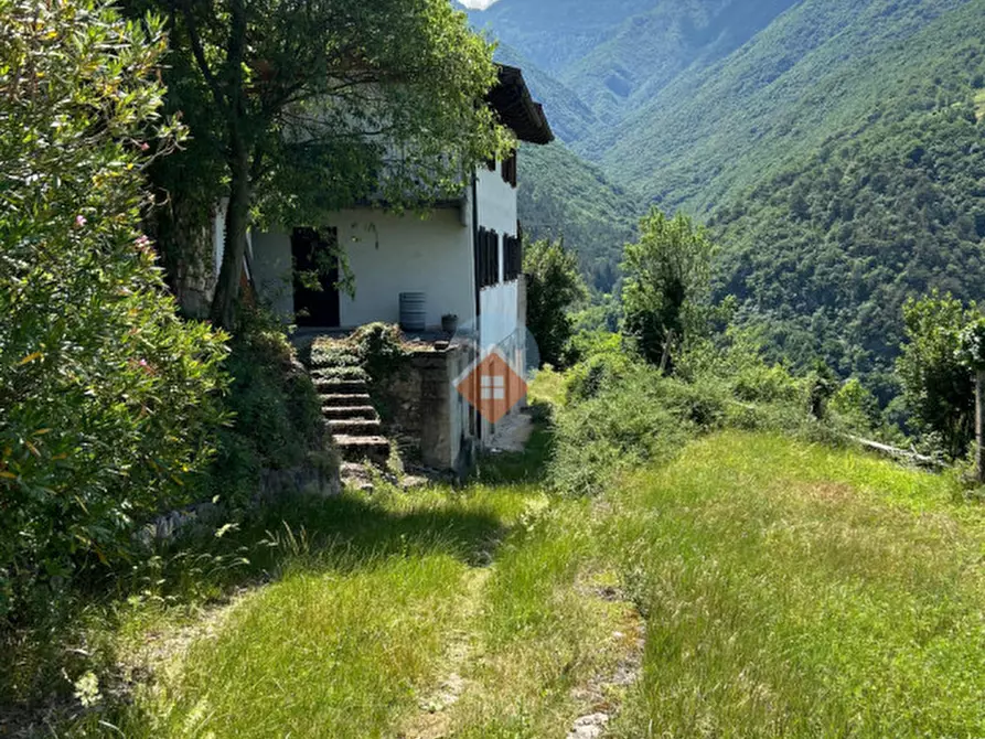 Immagine 13 di Casa indipendente in vendita  a Ala